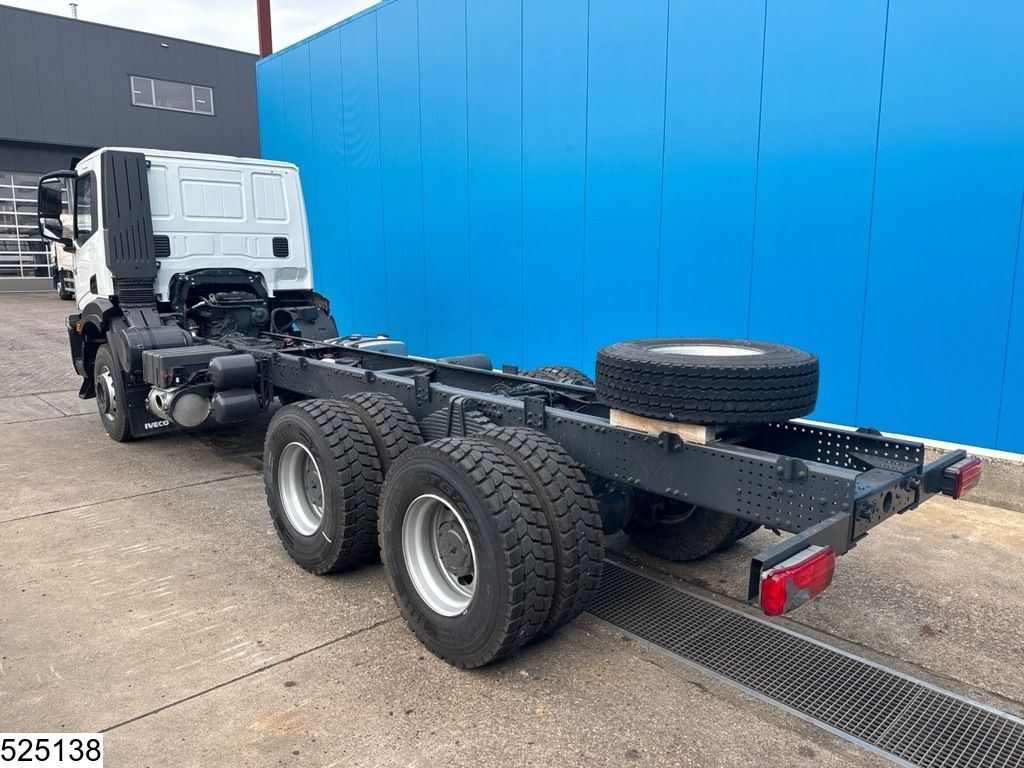 Iveco T-Way 430 6x4, EURO 3, Steel suspension, Hub reduction