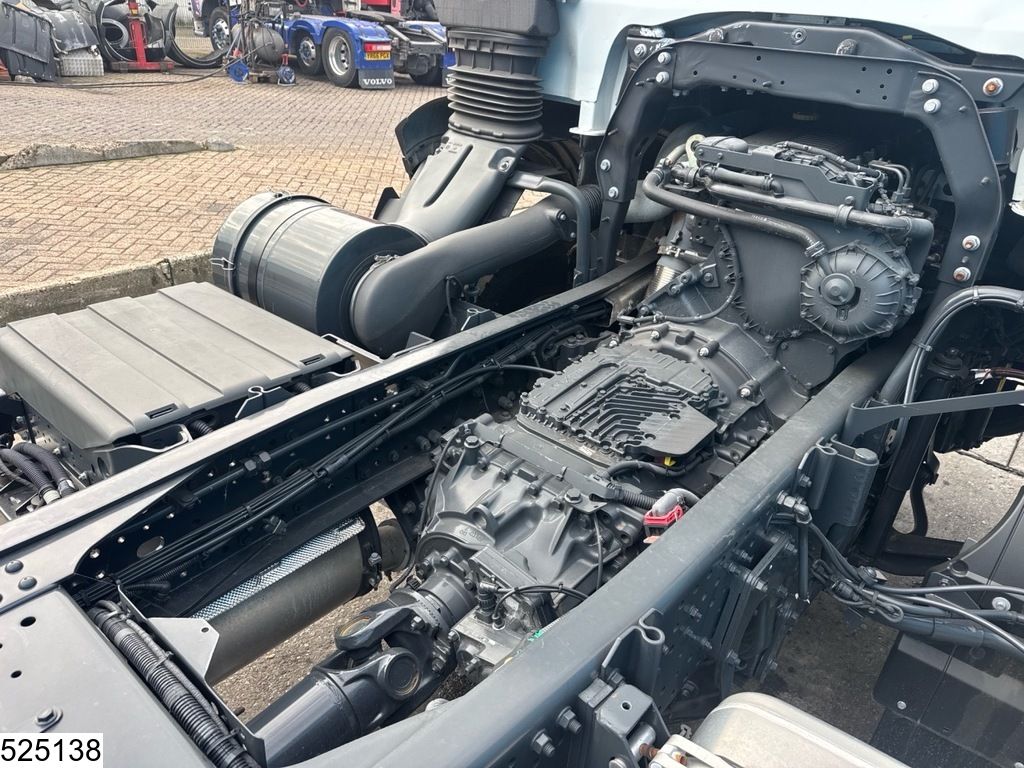 Iveco T-Way 430 6x4, EURO 3, Steel suspension, Hub reduction