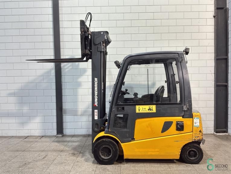 Gabelstapler Elektrisch Jungheinrich EFG 425 2010 Triplex