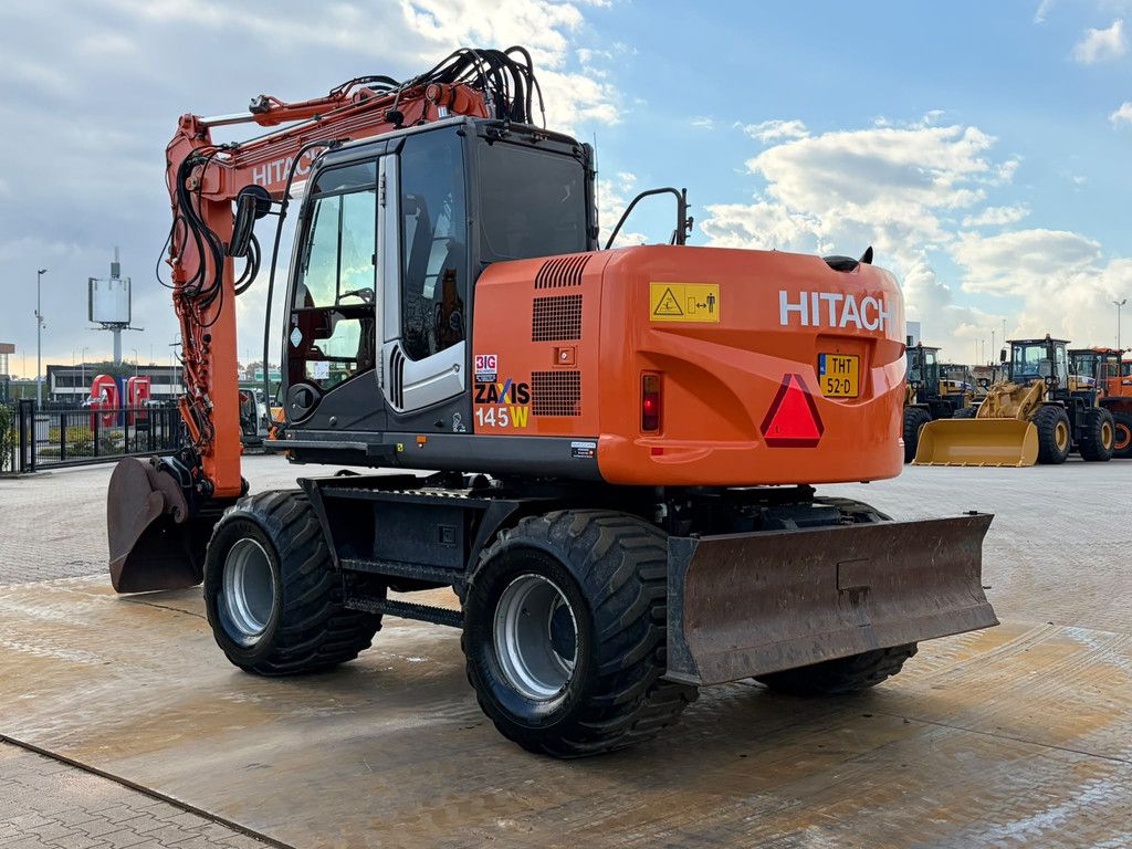 Hitachi ZX145W-3 | Dutch Machine
