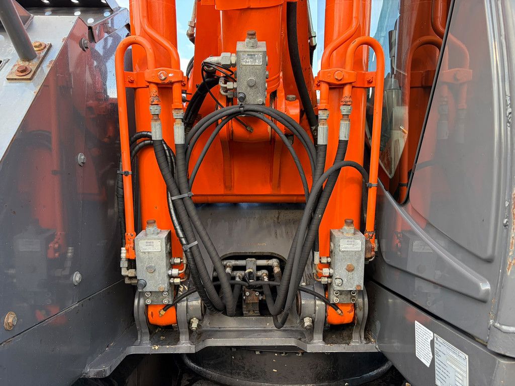 Hitachi ZX145W-3 | Dutch Machine