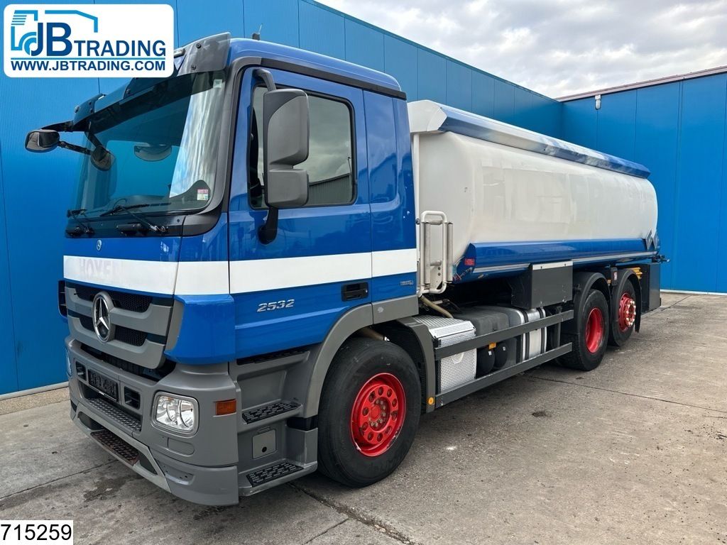 Mercedes Actros 2532 EURO 5, 18.200 Liter, 4 Comp