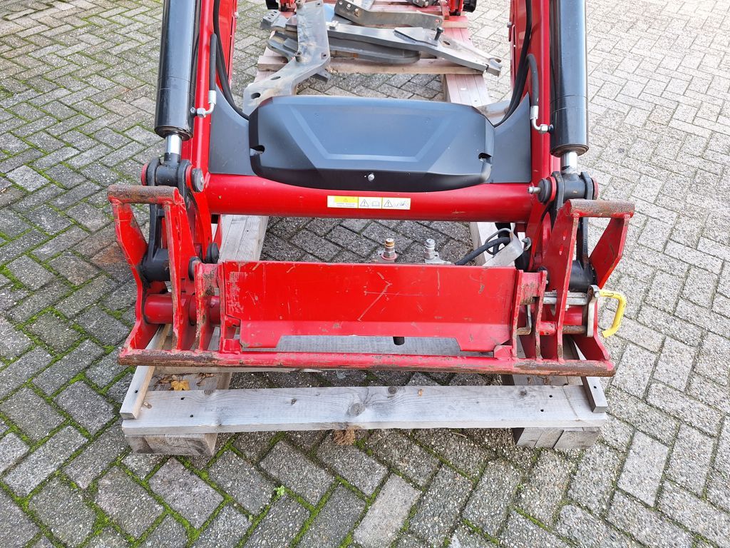 Massey Ferguson FL.4018