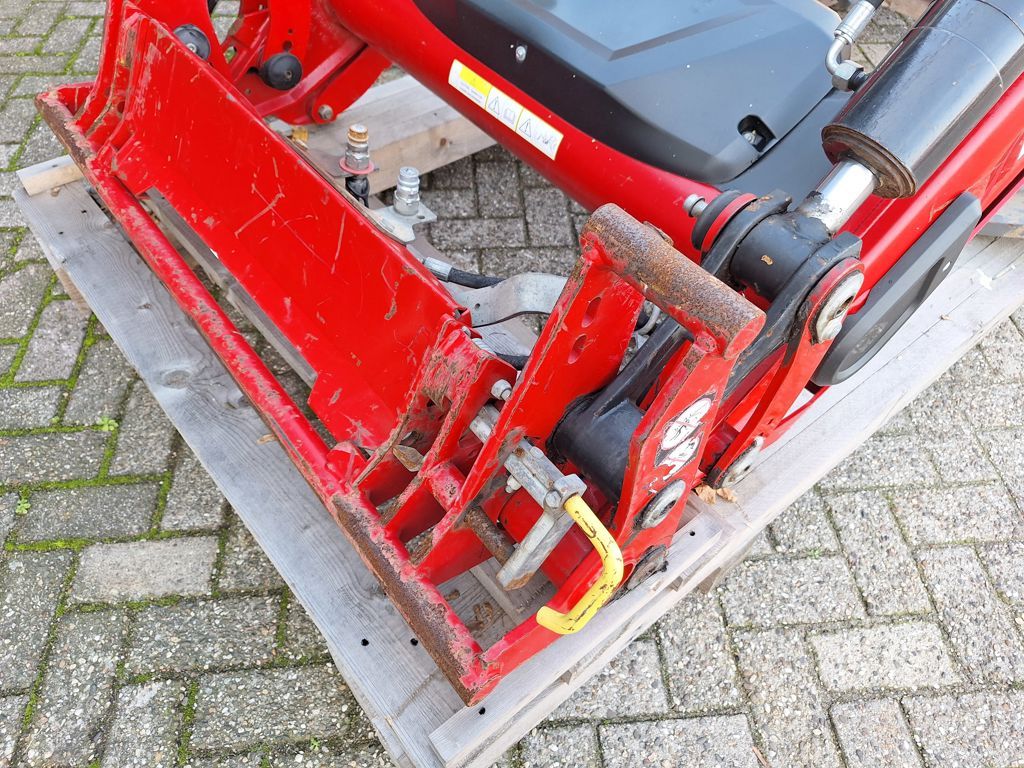 Massey Ferguson FL.4018