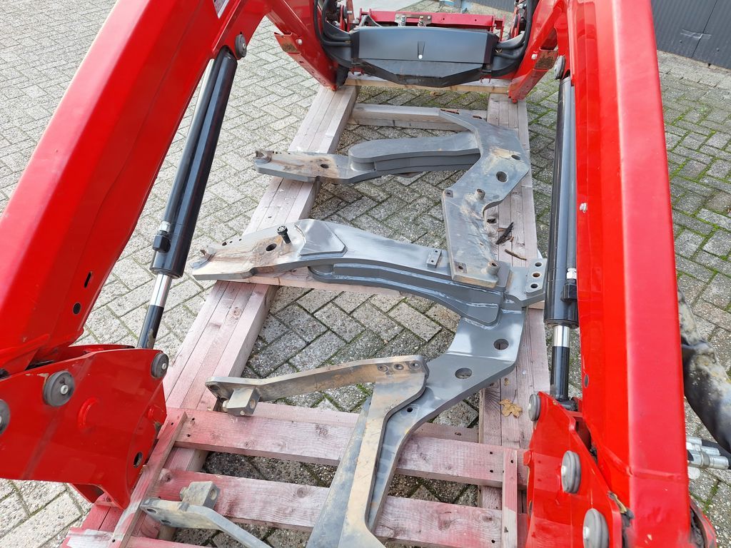 Massey Ferguson FL.4018