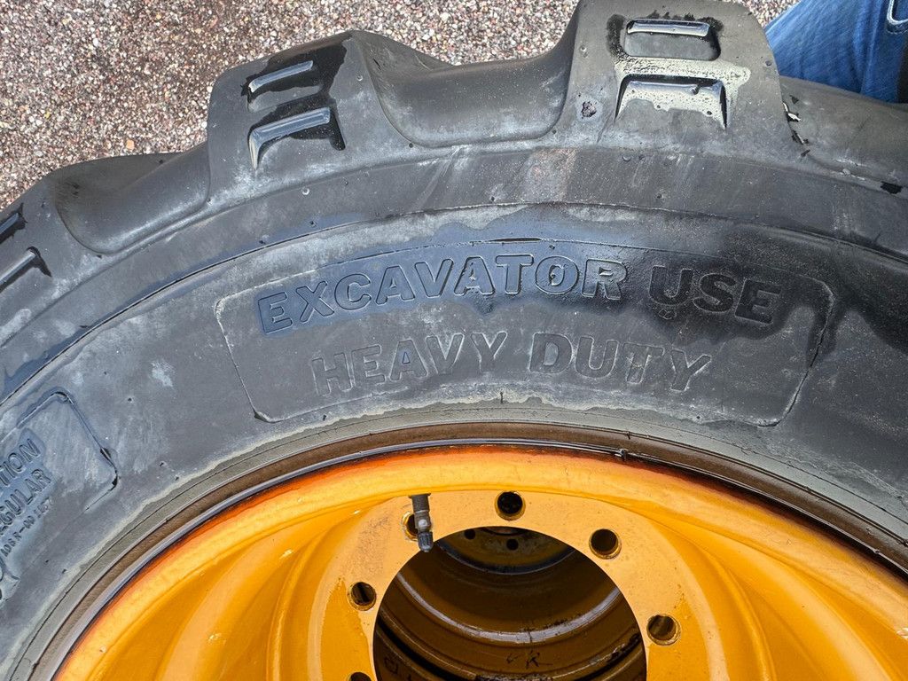 Alliance 620/40R22.5 Banden + velg
