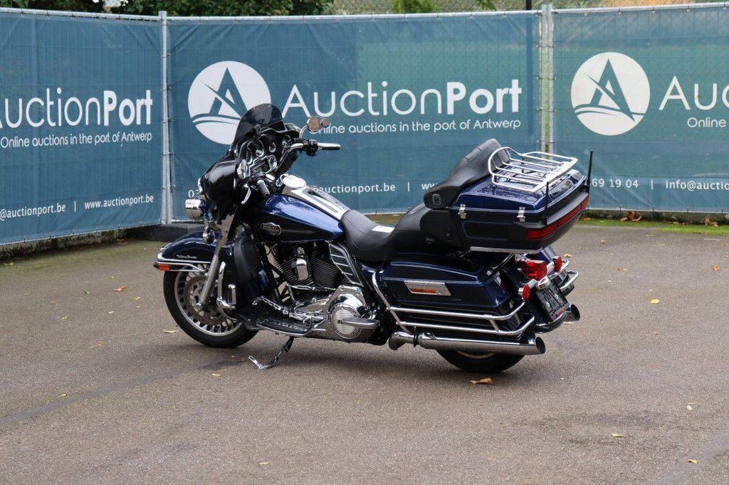 Motorrad Harley-Davidson ULTRA CLASSIC Benzin 2012 (Margin)