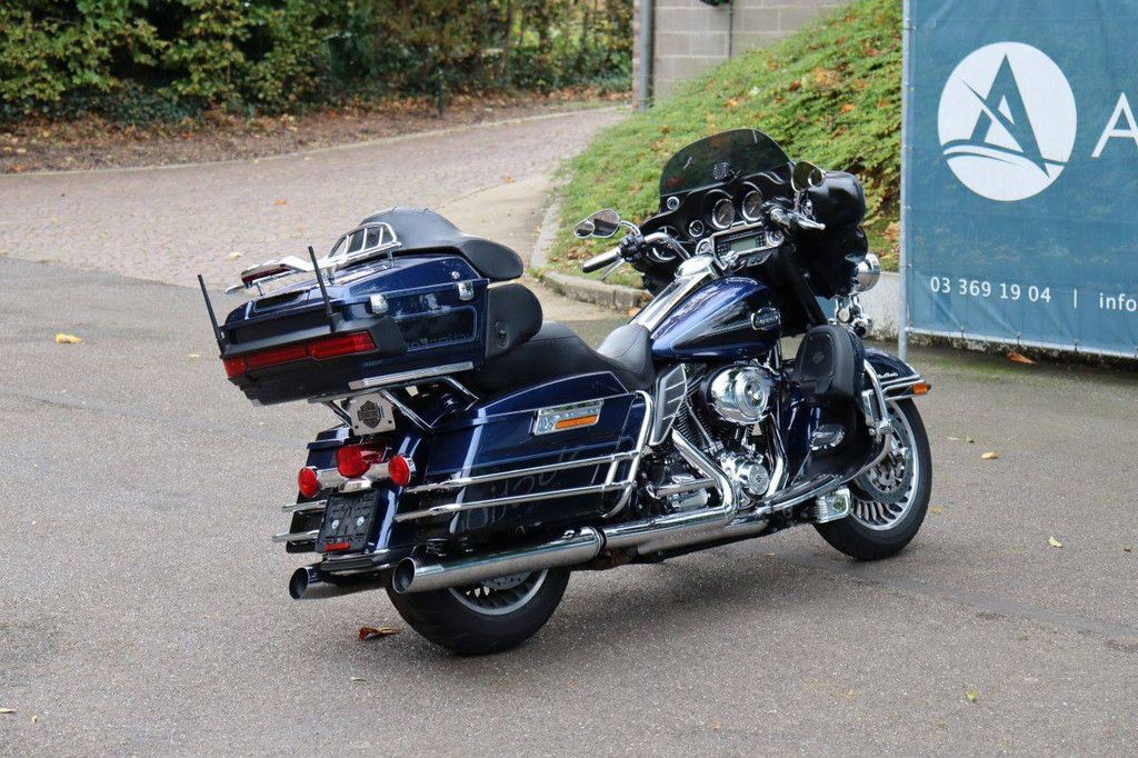 Motorrad Harley-Davidson ULTRA CLASSIC Benzin 2012 (Margin)