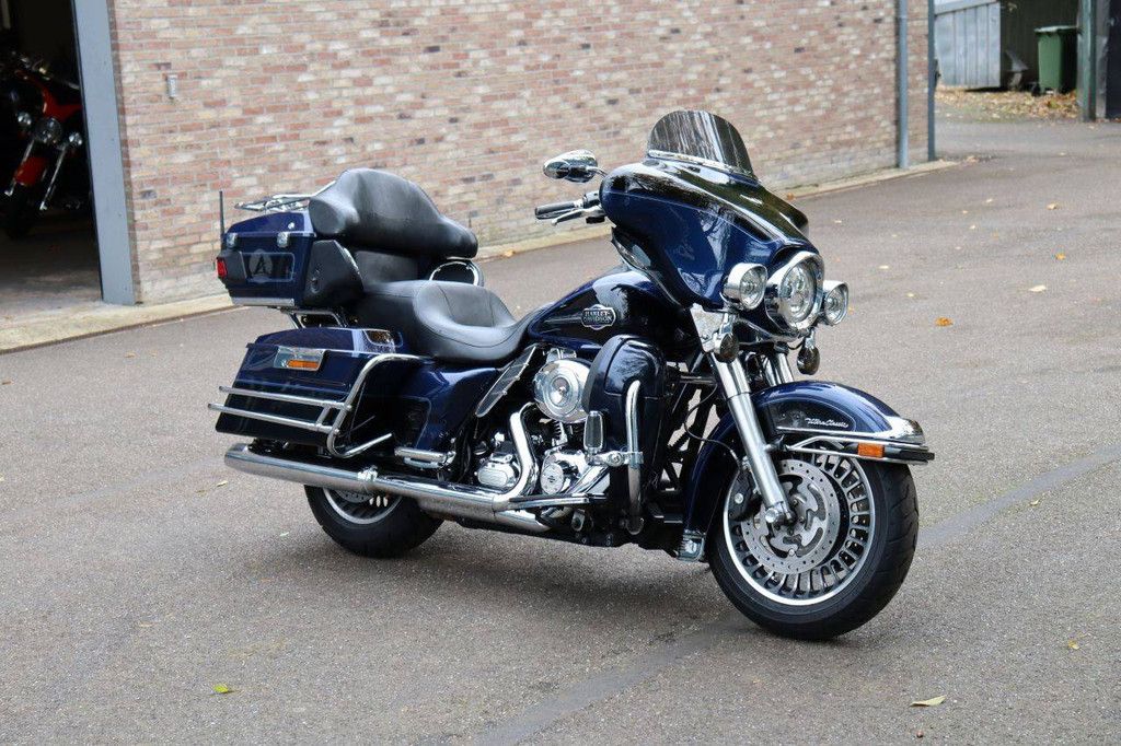 Motorrad Harley-Davidson ULTRA CLASSIC Benzin 2012 (Margin)
