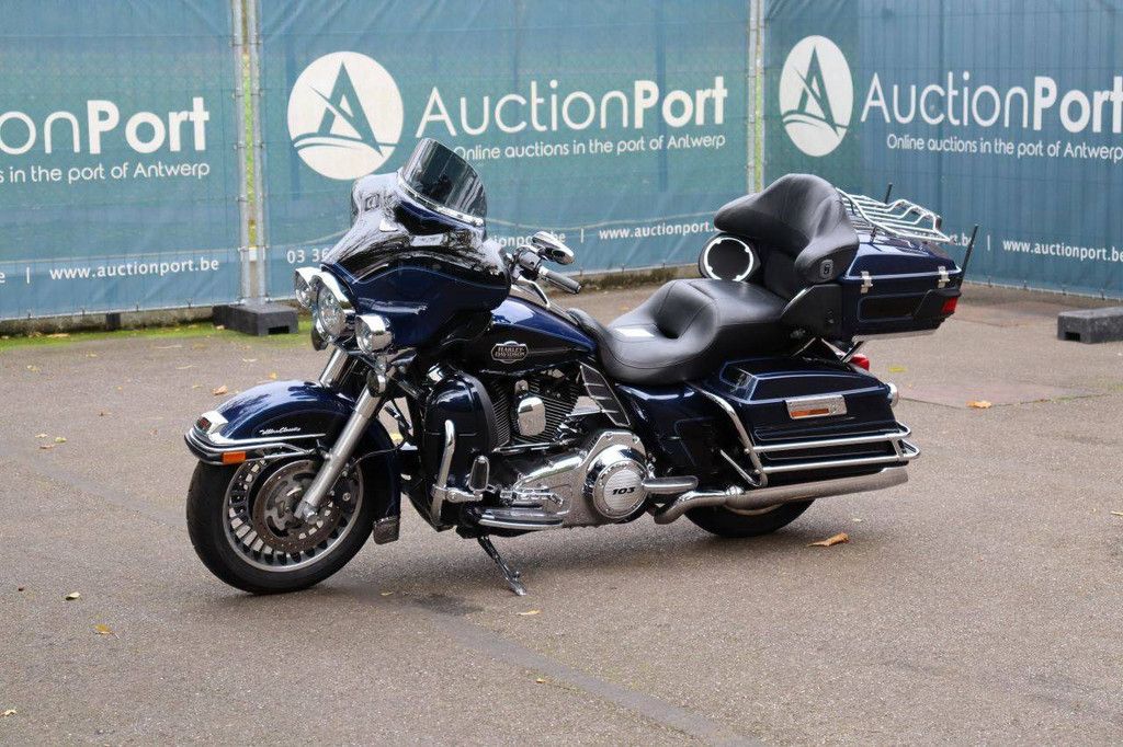 Motorrad Harley-Davidson ULTRA CLASSIC Benzin 2012 (Margin)
