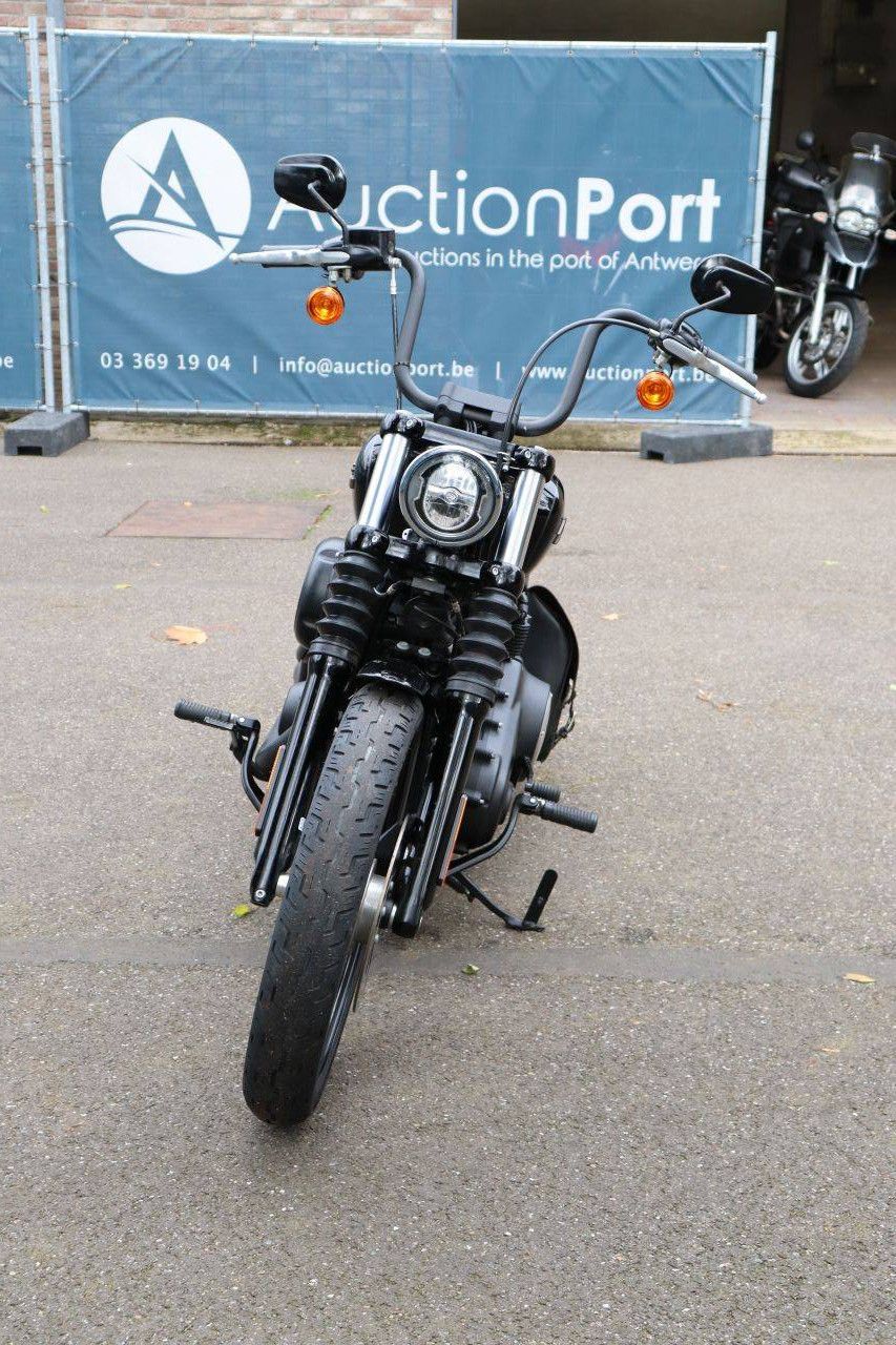Motorcycle Harley-Davidson FXBB STREET BOB Gasoline 2018 (Margin)