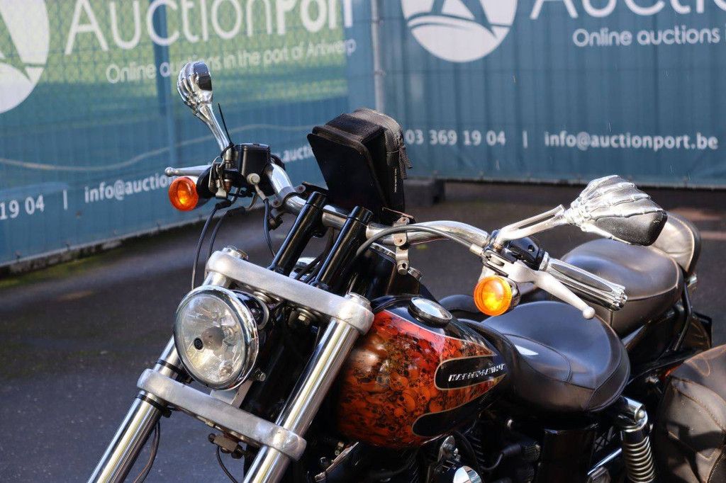 Motorcycle Harley-Davidson DYNA WIDE GLIDE Petrol 2013
