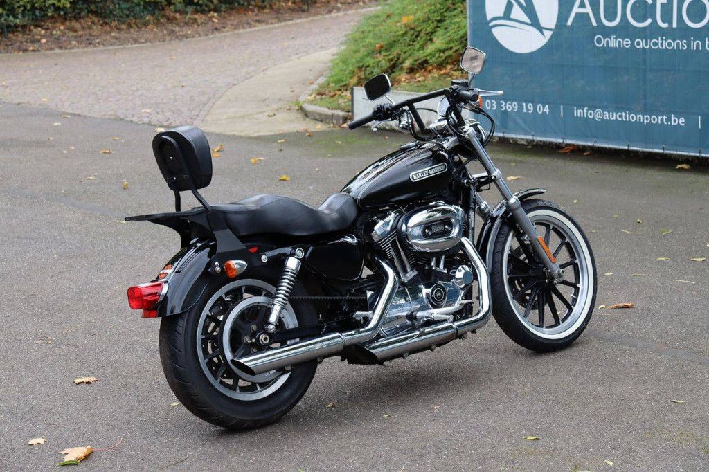 Motorrad Harley-Davidson XL1200 CUSTOM Benzin 2011 (Margin)