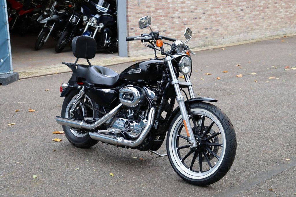 Motorrad Harley-Davidson XL1200 CUSTOM Benzin 2011 (Margin)