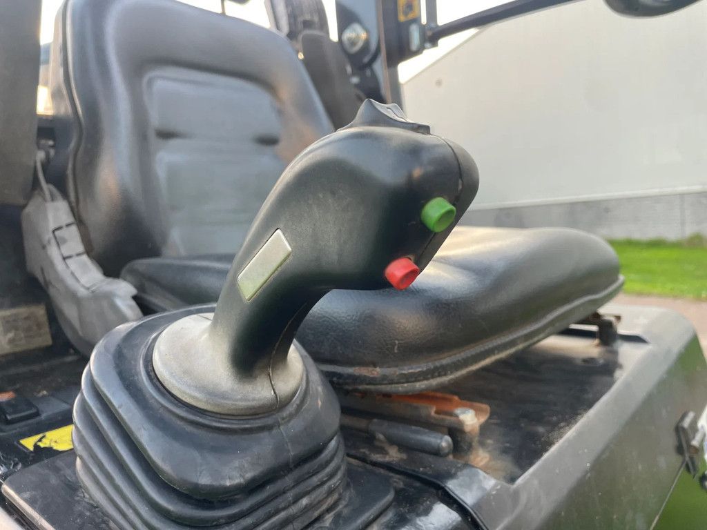 Giant 332SWT Xtra kniklader 33pk en Hoge rijsnelheid