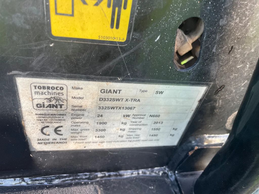 Giant 332SWT Xtra kniklader 33pk en Hoge rijsnelheid