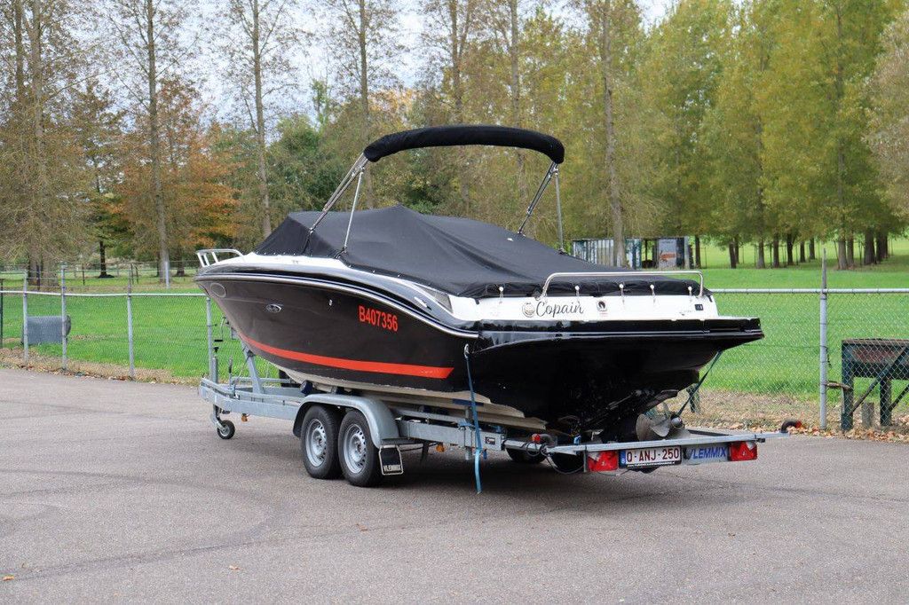 Sea-Ray 240 SunSport Petrol 260hp Speedboat 2009 With Trailer (Margin)