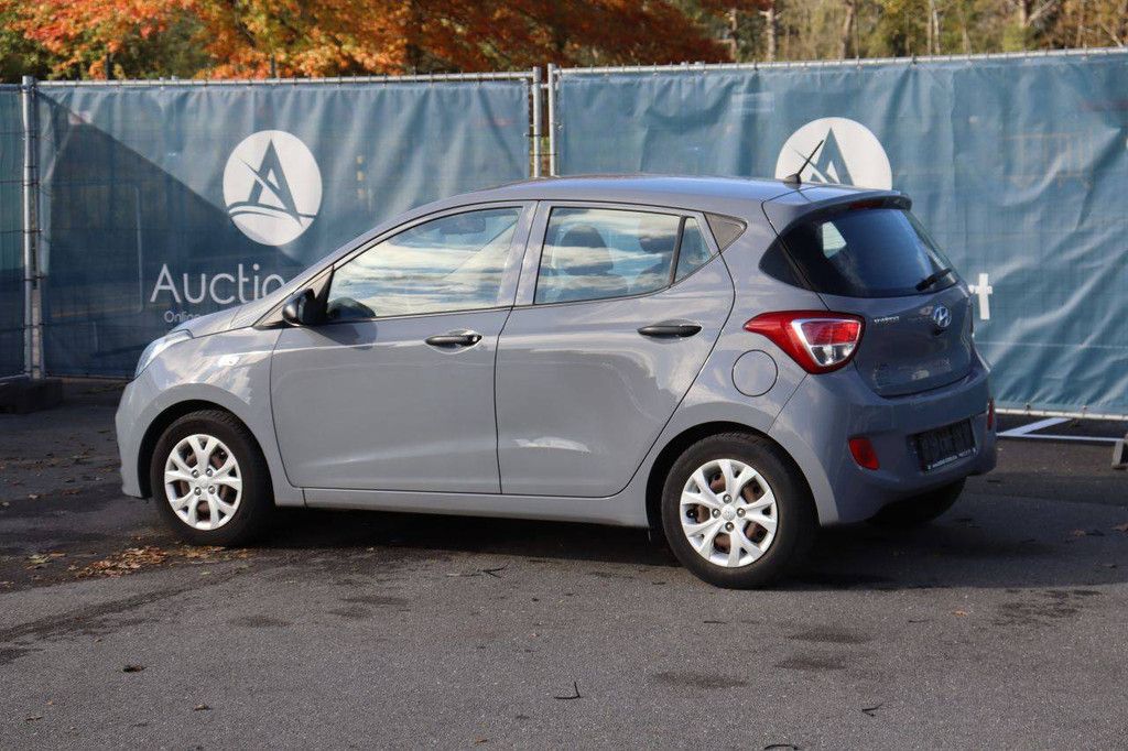 Hyundai i10 Benziner 66 PS Pkw 2015 (Marge)