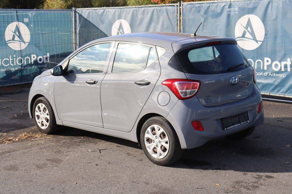 Hyundai i10 Benziner 66 PS Pkw 2015 (Marge)