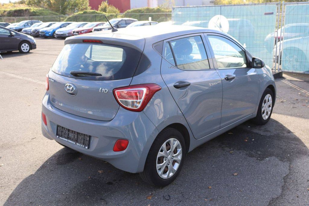 Hyundai i10 Benziner 66 PS Pkw 2015 (Marge)