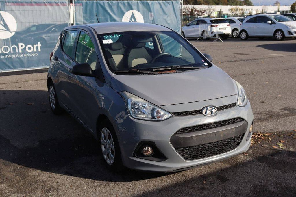 Hyundai i10 Benziner 66 PS Pkw 2015 (Marge)