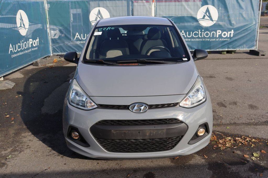 Hyundai i10 Benziner 66 PS Pkw 2015 (Marge)