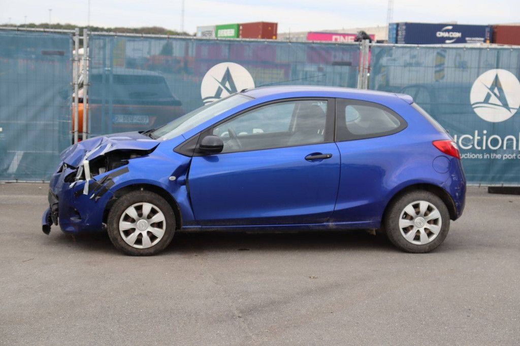 Mazda 2 Passenger Car Petrol 75hp 2009 (Margin)