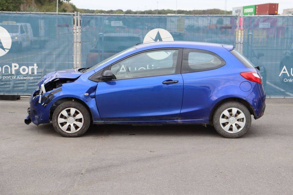 Mazda 2 Passenger Car Petrol 75hp 2009 (Margin)