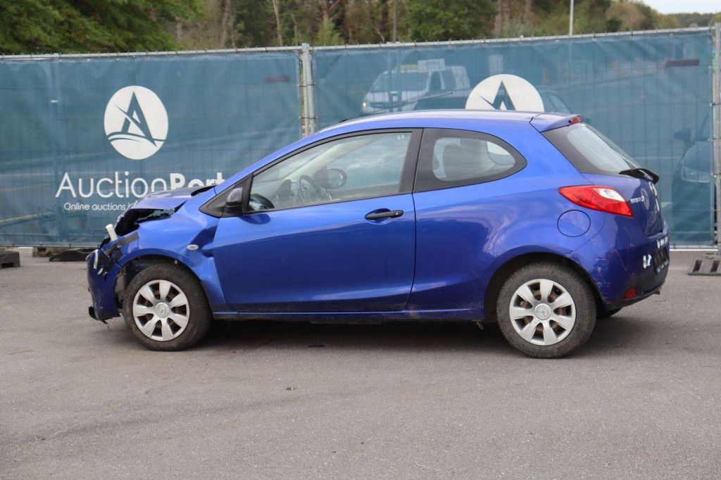 Mazda 2 Passenger Car Petrol 75hp 2009 (Margin)