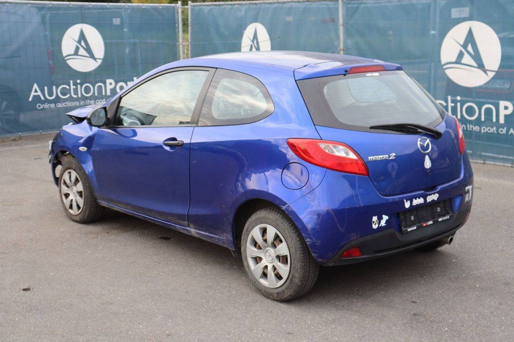 Mazda 2 Passenger Car Petrol 75hp 2009 (Margin)