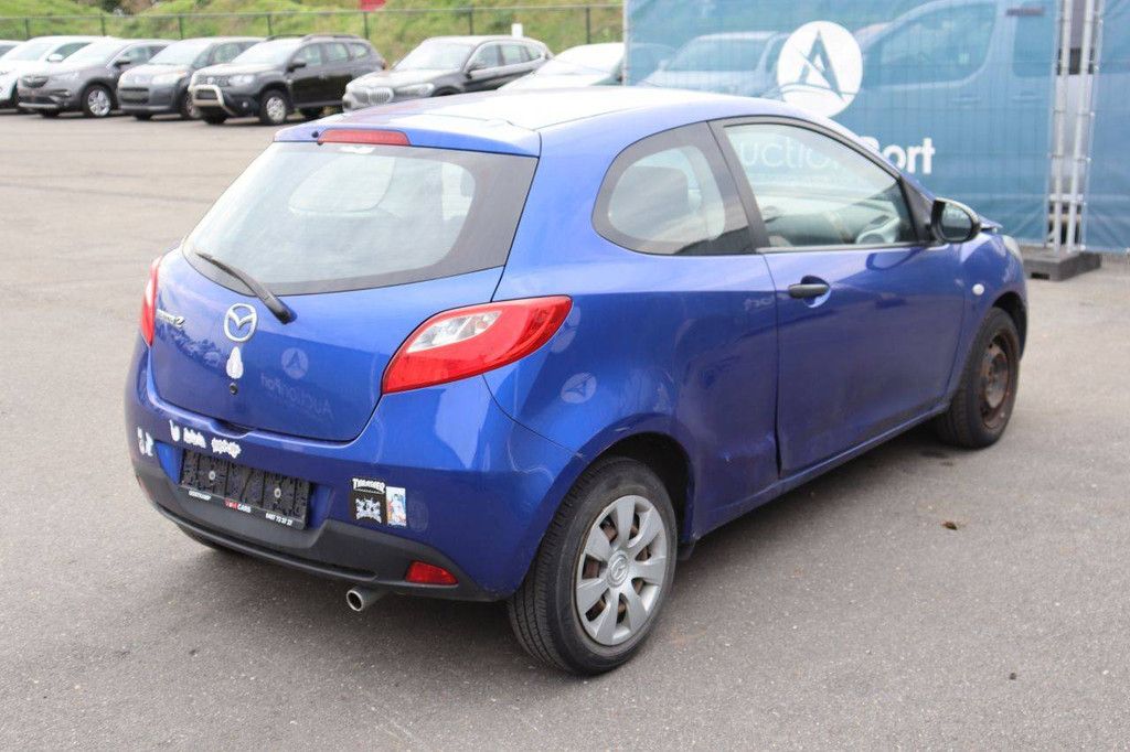 Mazda 2 Passenger Car Petrol 75hp 2009 (Margin)