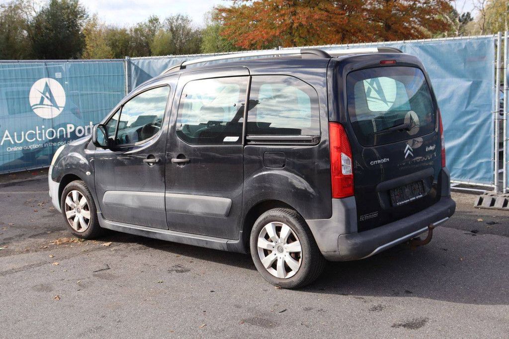 Passenger car Citroen Berlingo Diesel 90hp 2010 (Margin)