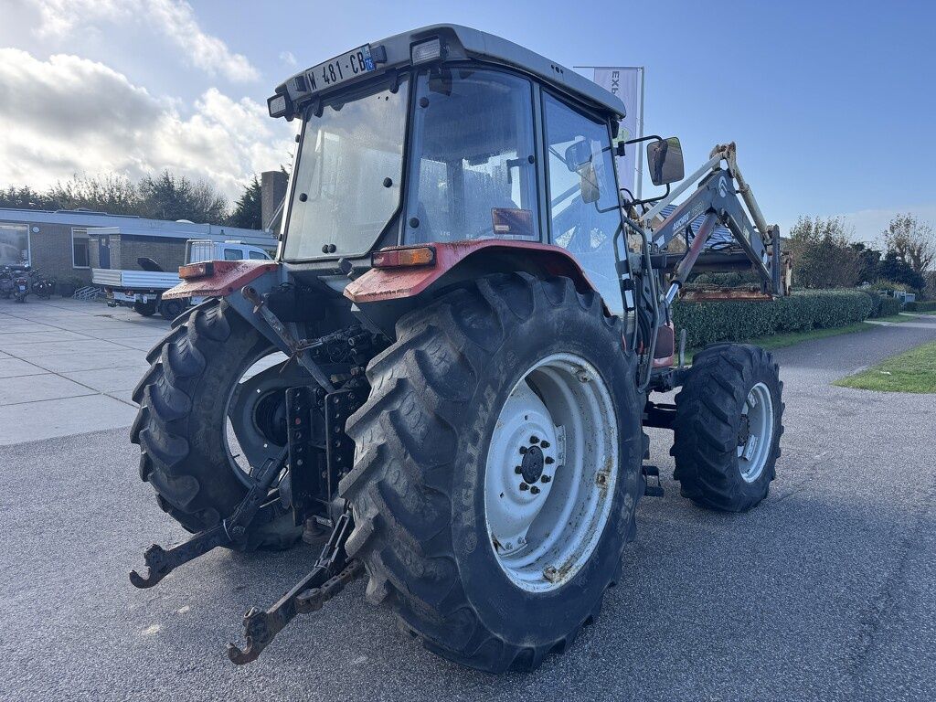 Massey-Ferguson 4255