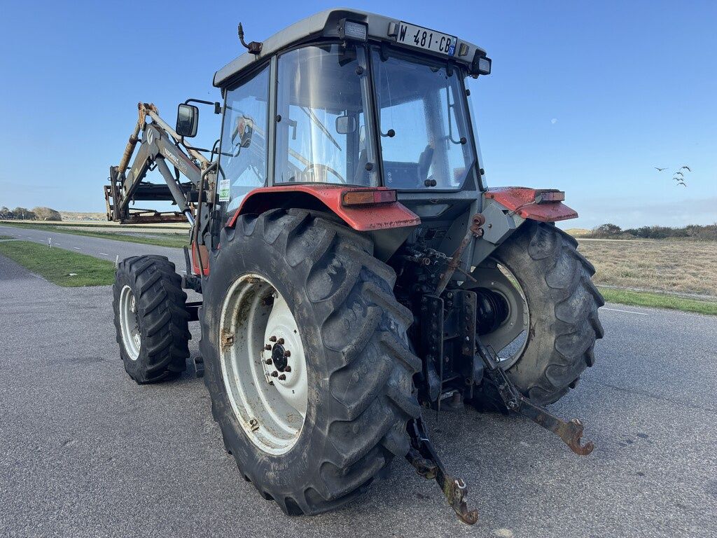 Massey-Ferguson 4255