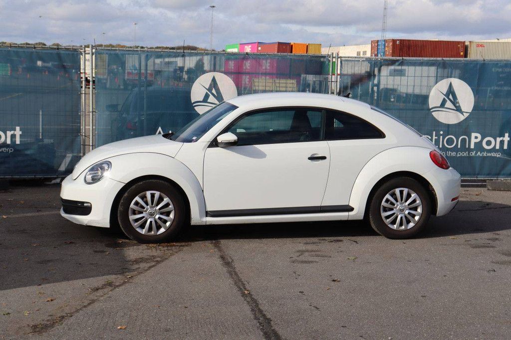 Passenger car Volkswagen Beetle Petrol 105hp 2014 (Margin)