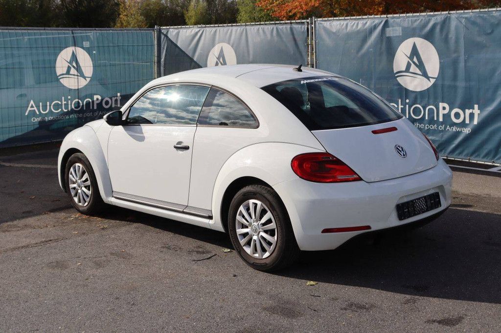 Passenger car Volkswagen Beetle Petrol 105hp 2014 (Margin)