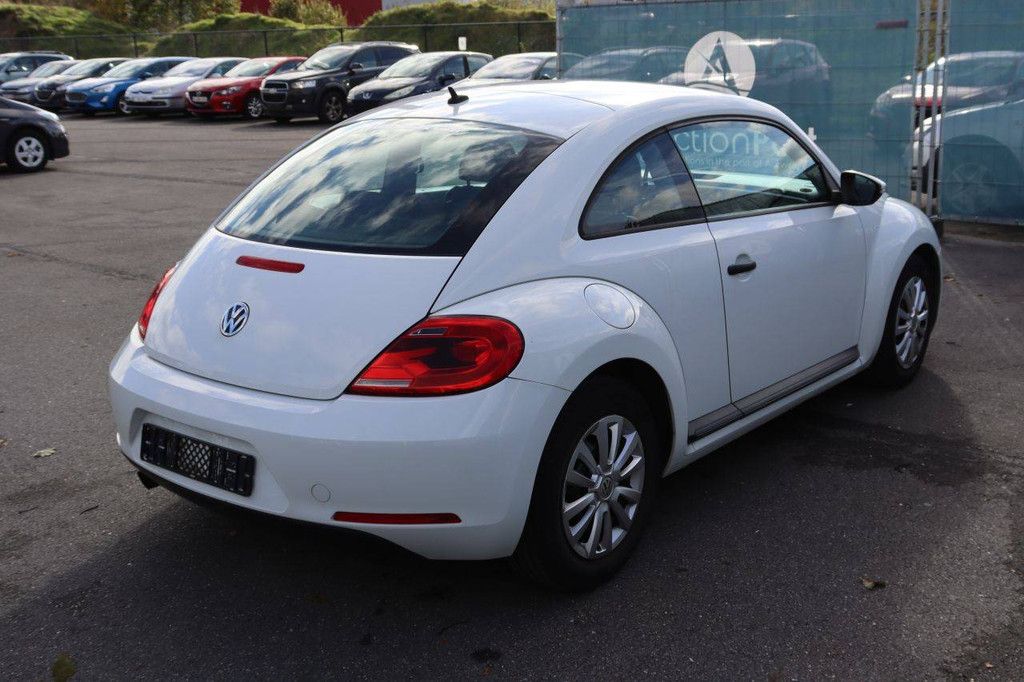 Passenger car Volkswagen Beetle Petrol 105hp 2014 (Margin)