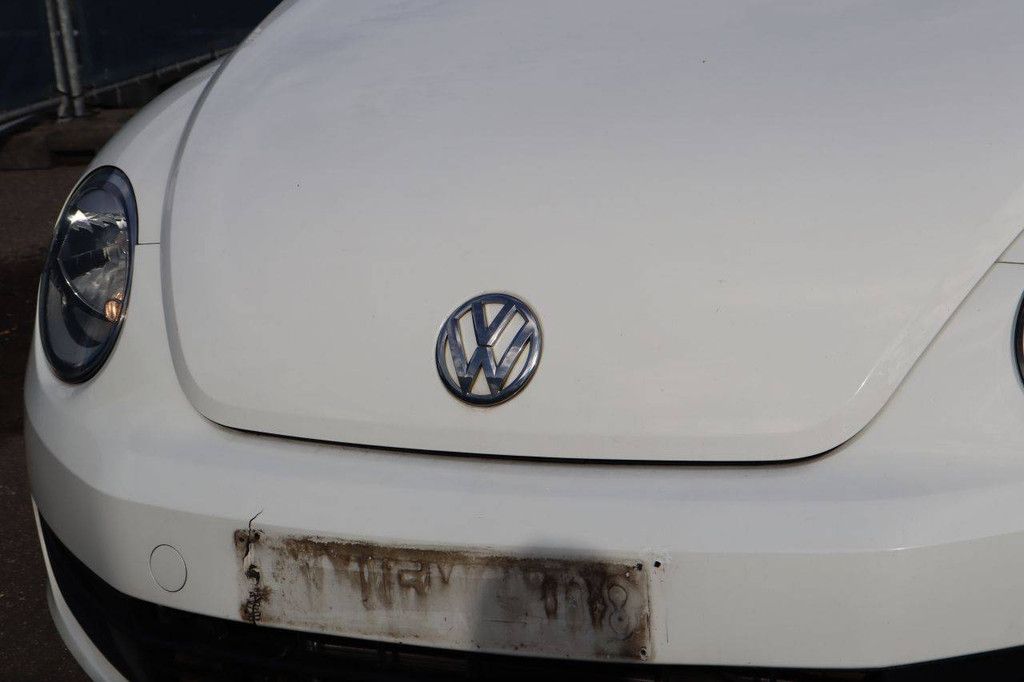 Passenger car Volkswagen Beetle Petrol 105hp 2014 (Margin)
