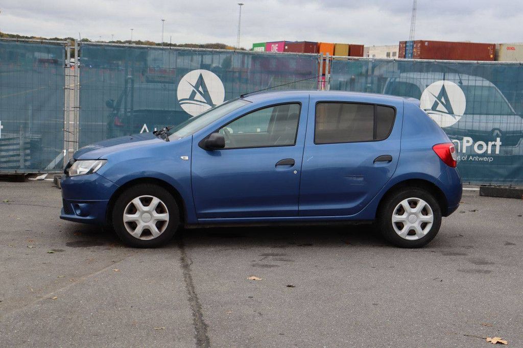 Pkw Dacia Sandero Benzin 75 PS 2013 (Margin)