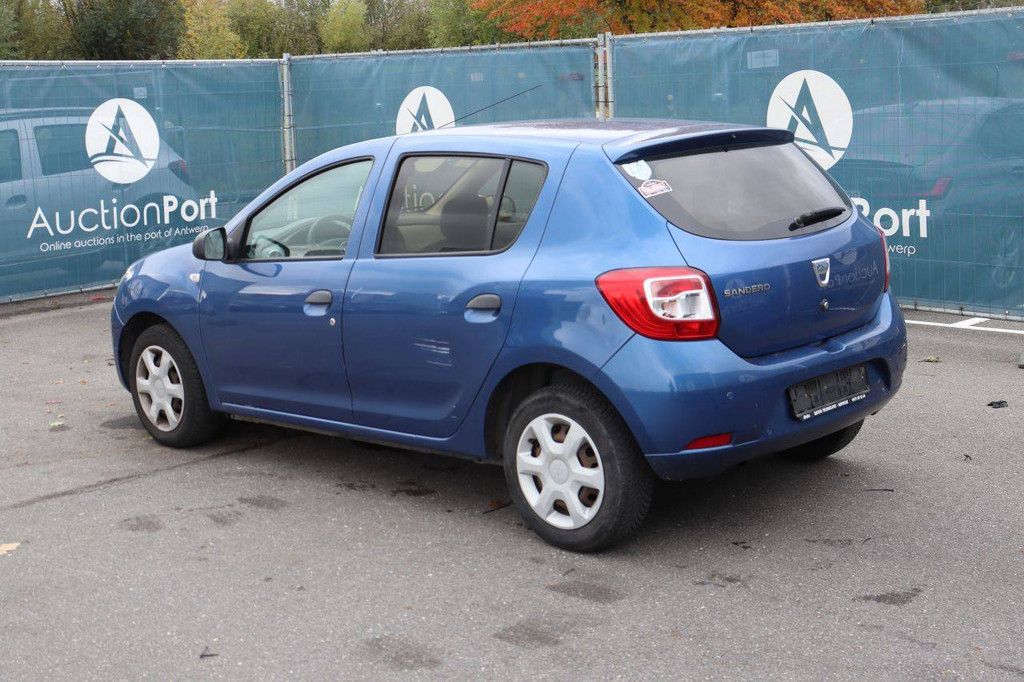 Pkw Dacia Sandero Benzin 75 PS 2013 (Margin)
