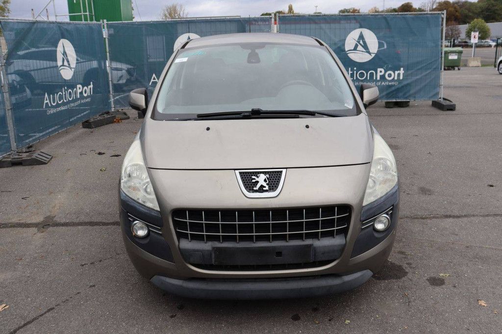 Pkw Peugeot 3008 Diesel 112 PS 2012 (Margin)
