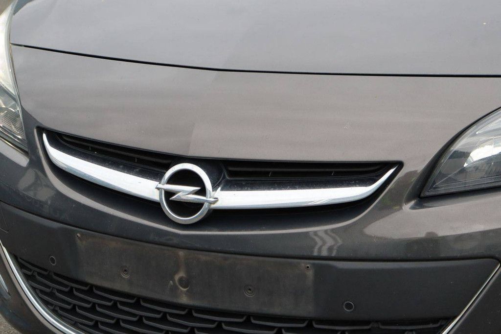 Opel Astra Sports Tourer Diesel Station Wagon 110hp 2013 (Margin)