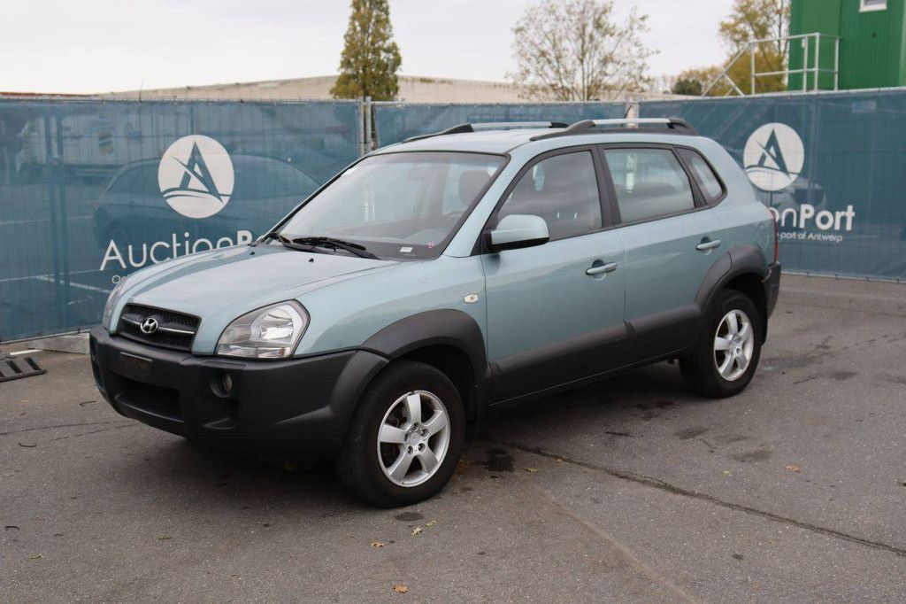 SUV Hyundai Tucson Benzin 141 PS 2008 (Margin)