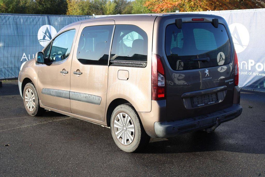 Passenger car Peugeot Partner Diesel 75hp 2013 (Margin)