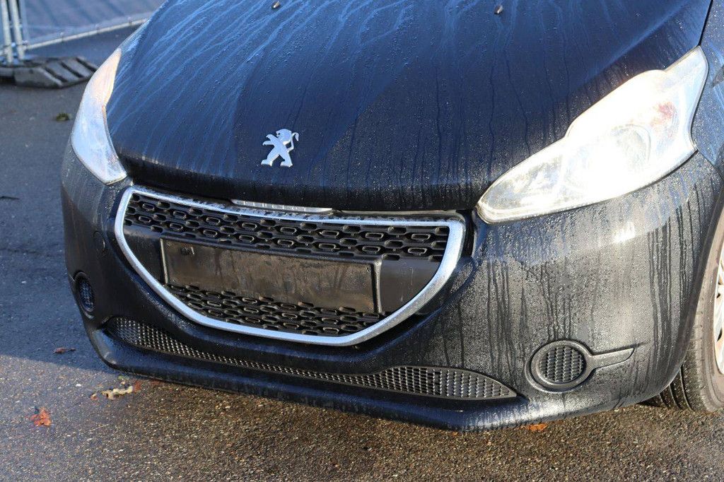 Pkw Peugeot 208 Benzin 82 PS 2015 (Margin)