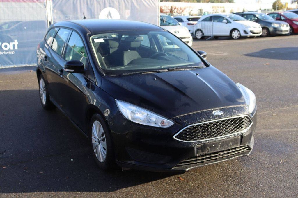 Stationwagen Ford Focus Benzine 100pk 2018 (Marge)