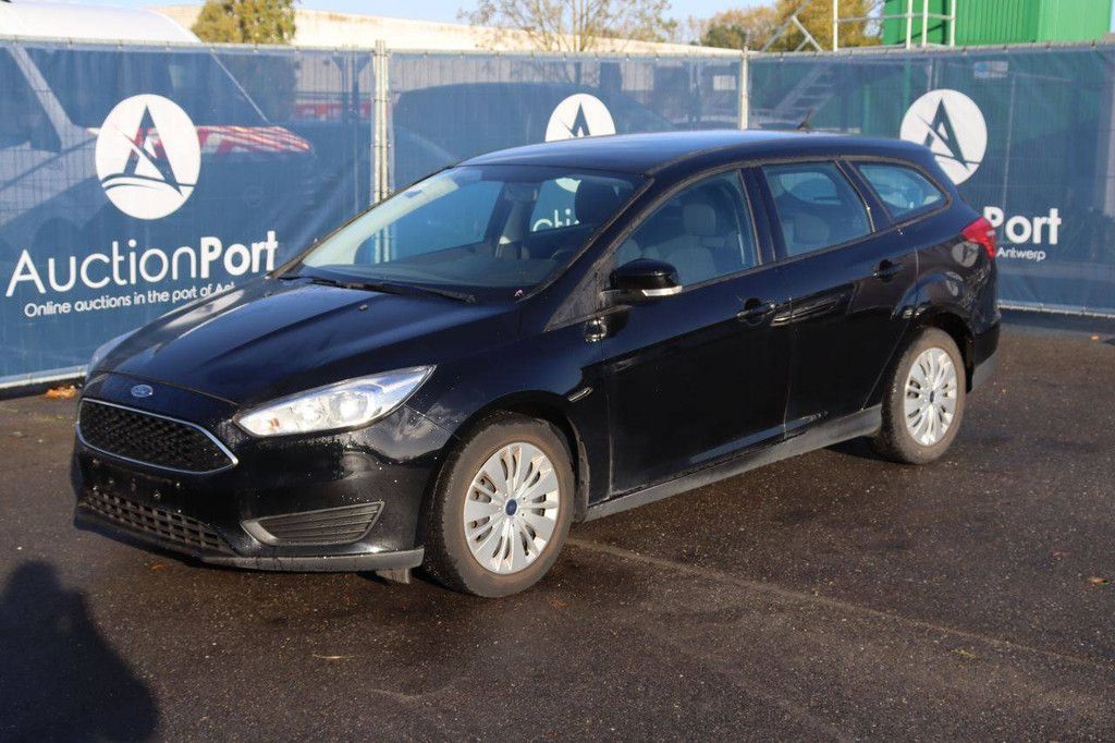 Stationwagen Ford Focus Benzine 100pk 2018 (Marge)