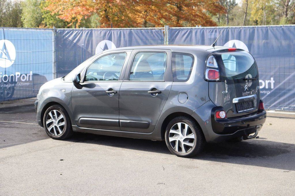 Passenger car Citroën C3 Picasso Diesel 92hp 2013 (Margin)