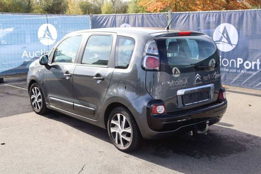 Passenger car Citroën C3 Picasso Diesel 92hp 2013 (Margin)