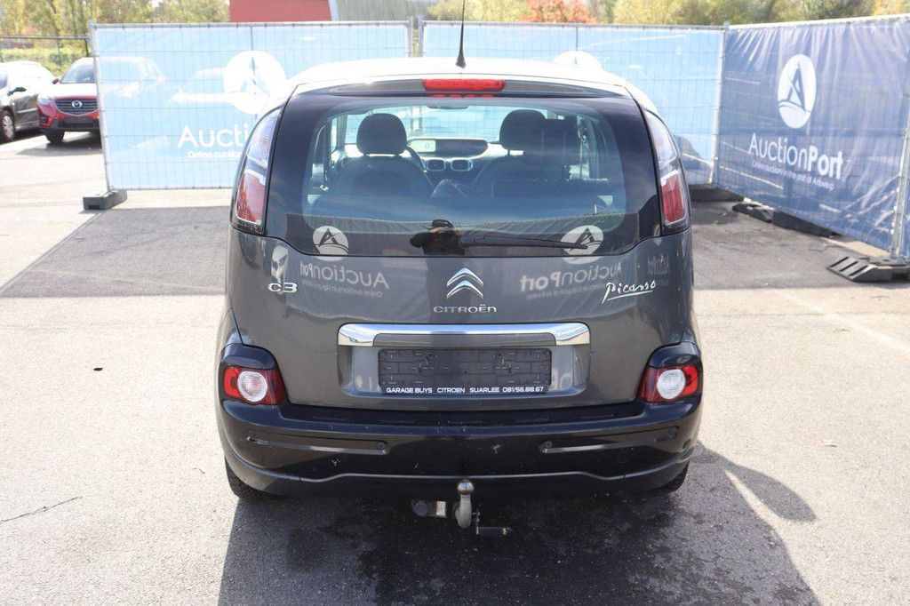 Passenger car Citroën C3 Picasso Diesel 92hp 2013 (Margin)